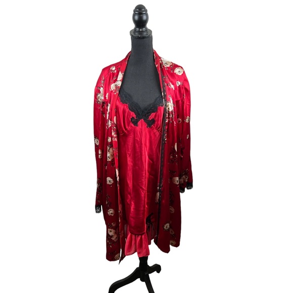 Delicates Women’s Red‎ Floral Satiny Chemise Nighty and Kimono Robe Size 2XL - Picture 7 of 7